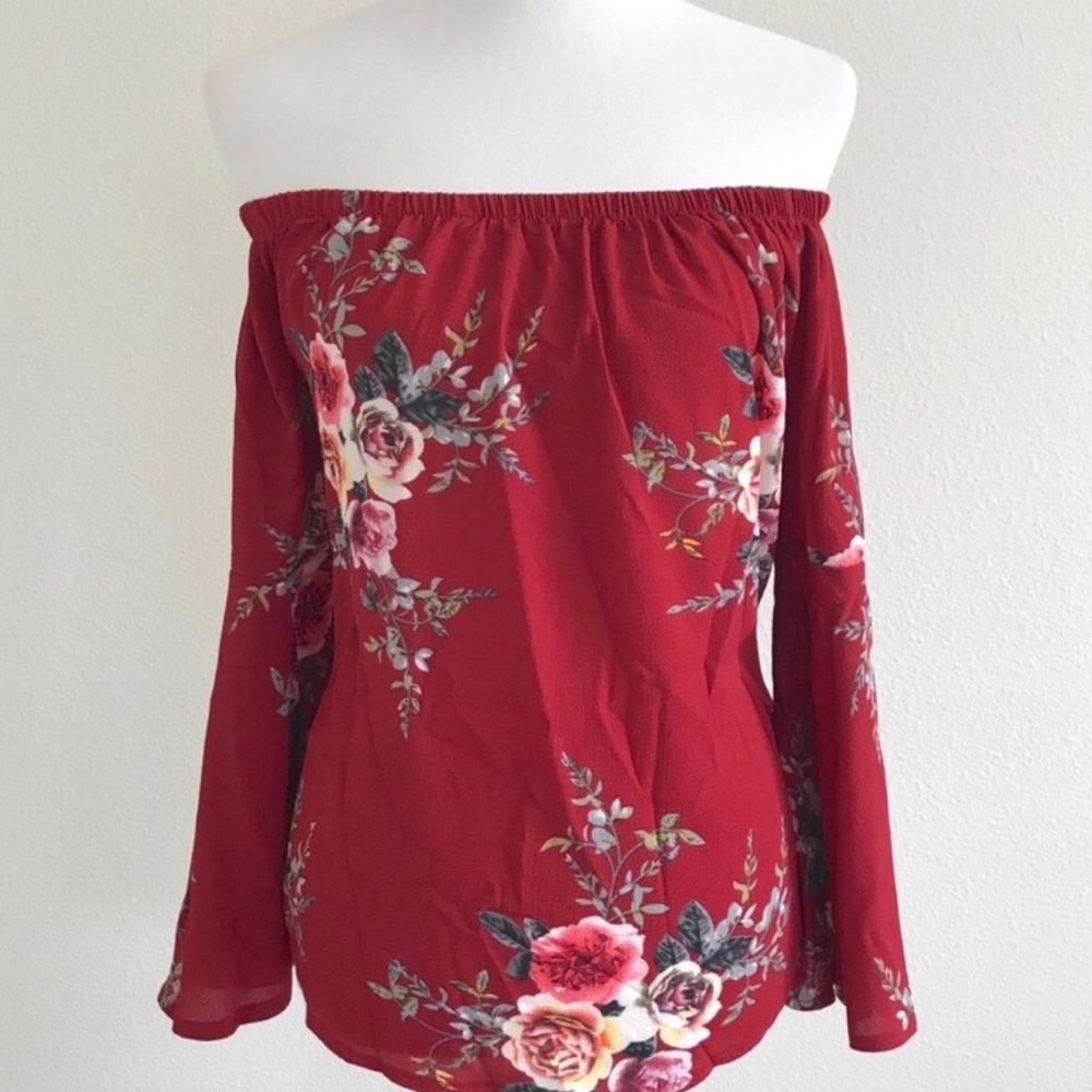 ⚡️Sale⚡️🌹Burgundy Floral Off The Shoulder Top🌹